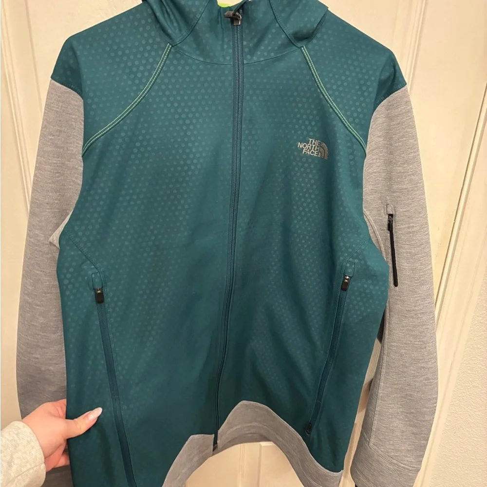 North Face Hiking Outdoor Hooded Zip-up Jacket